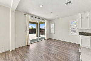 014_F8_4603 Flagstaff Dr