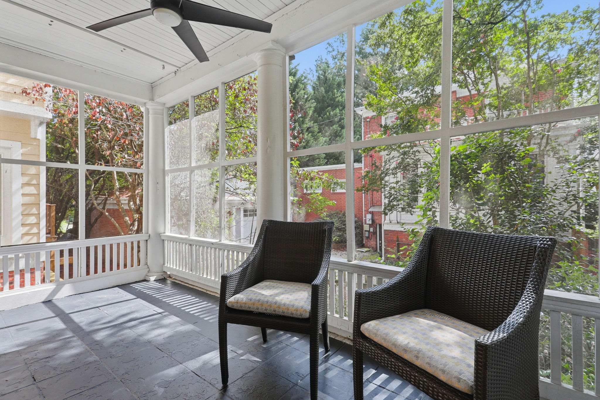 38-Screened Porch