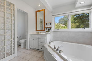 27-Primary Bath