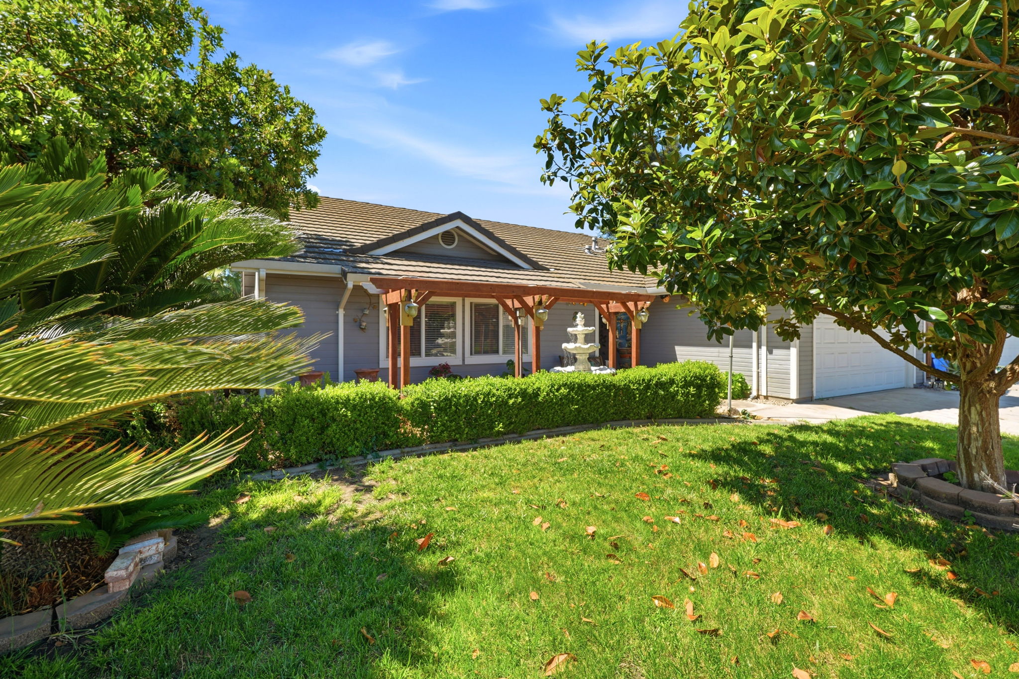 003_F8_4604 Endicott Dr