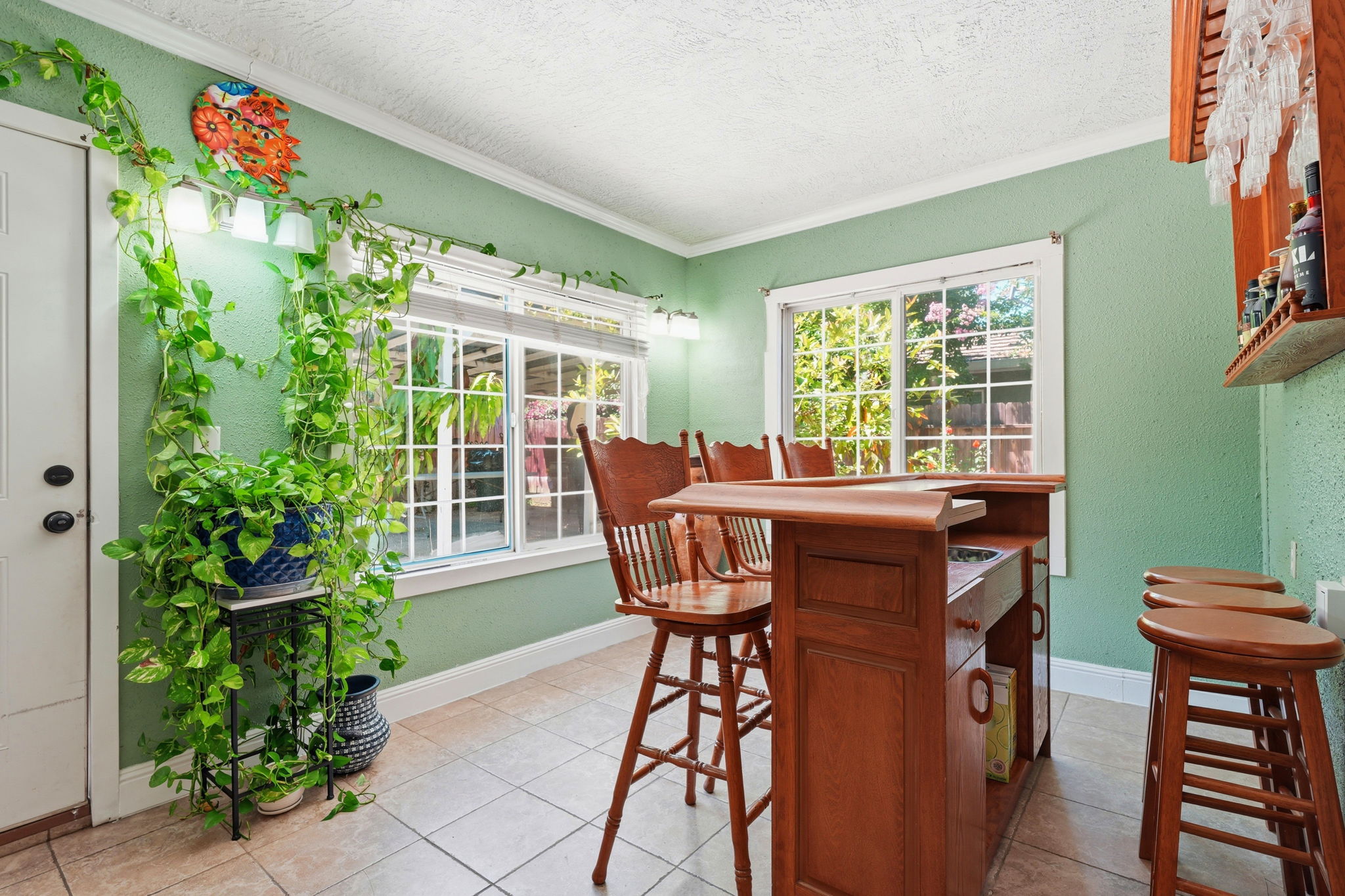 013_F8_4604 Endicott Dr