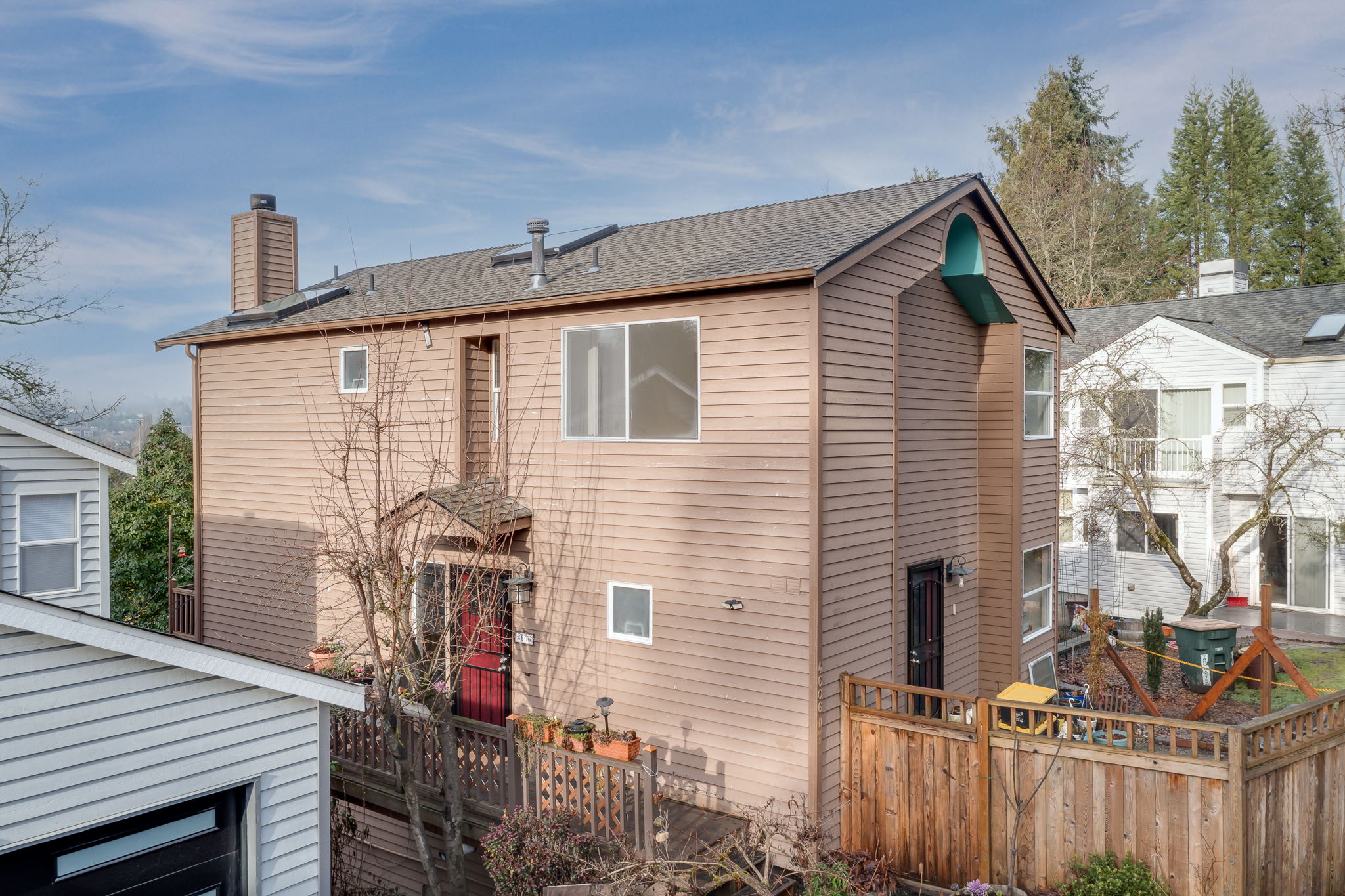 4606 47th Ave S, Seattle, WA 98118, USA Photo 1