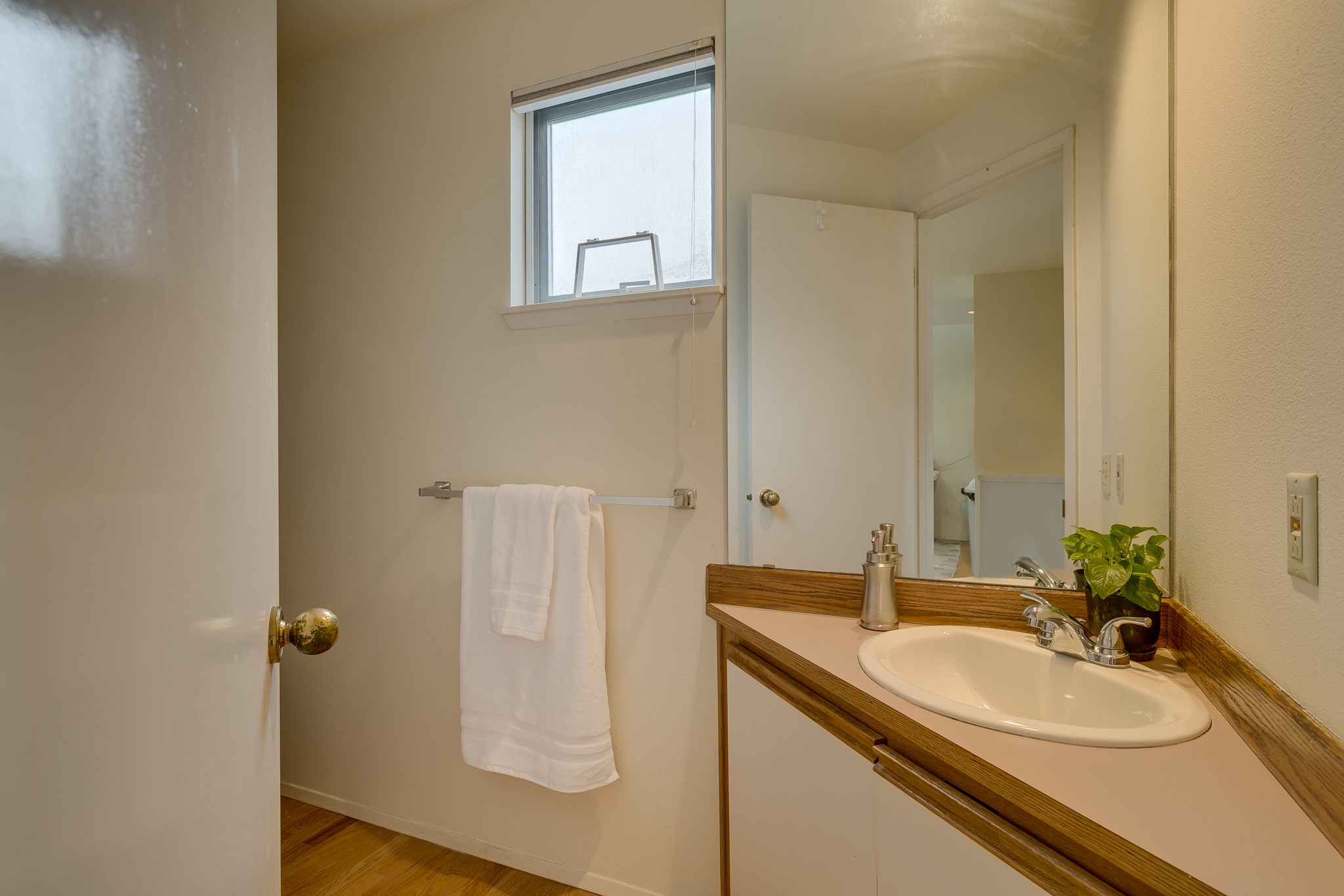 4606 47th Ave S, Seattle, WA 98118, USA Photo 19