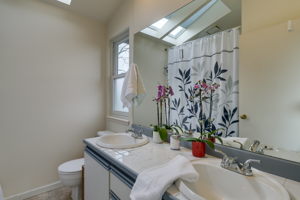4606 47th Ave S, Seattle, WA 98118, USA Photo 26