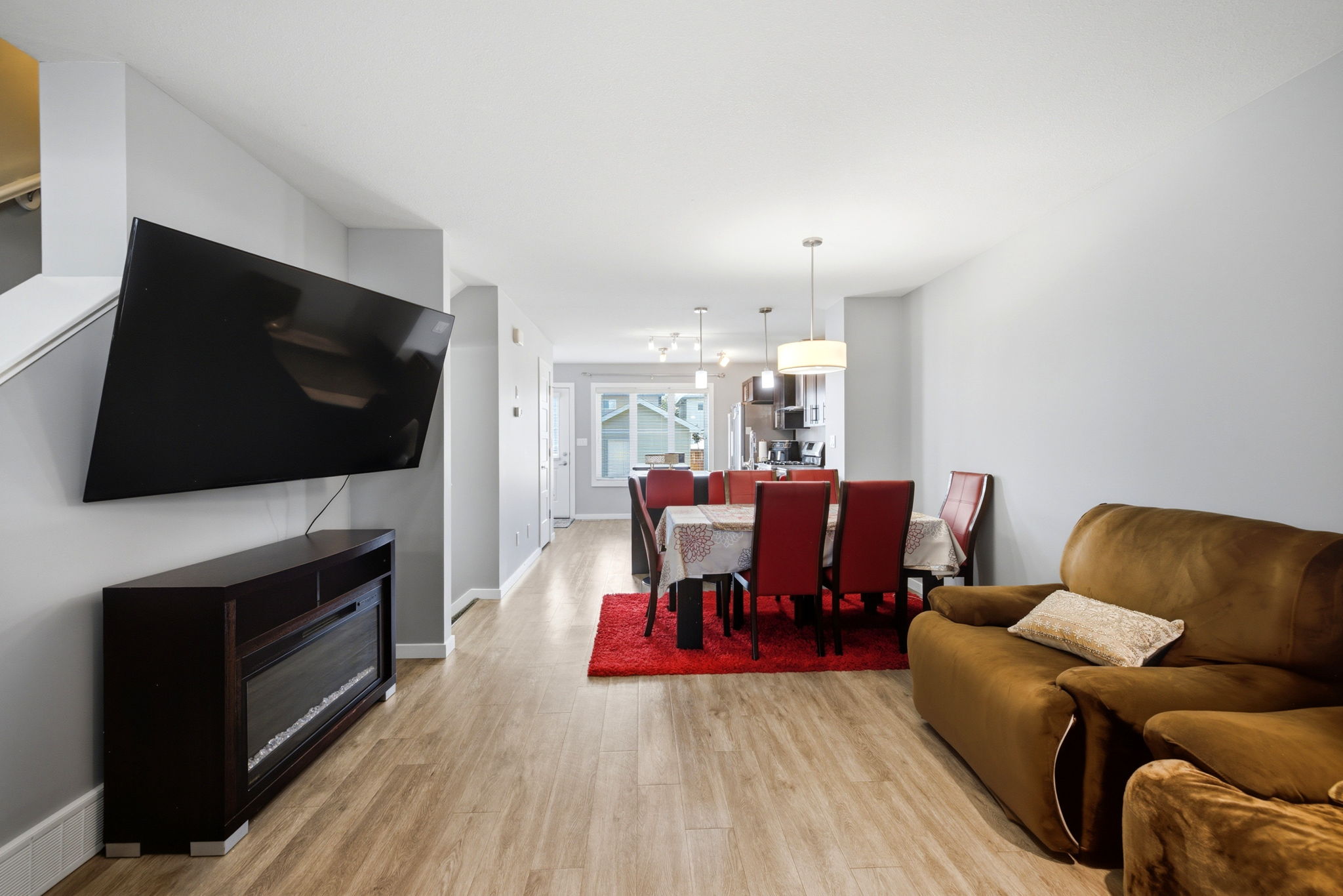 05. 4606 Albulet Dr. - Living Room
