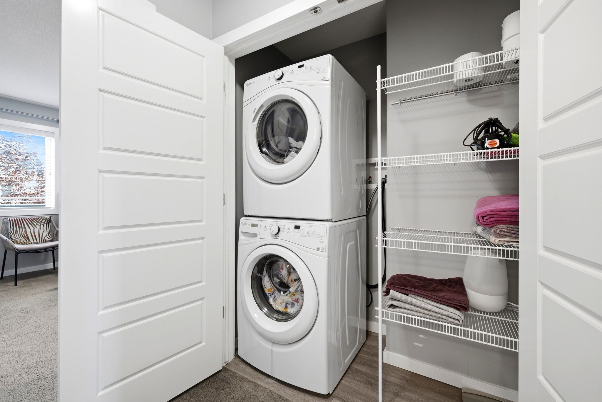20. 4606 Albulet Dr. - Laundry