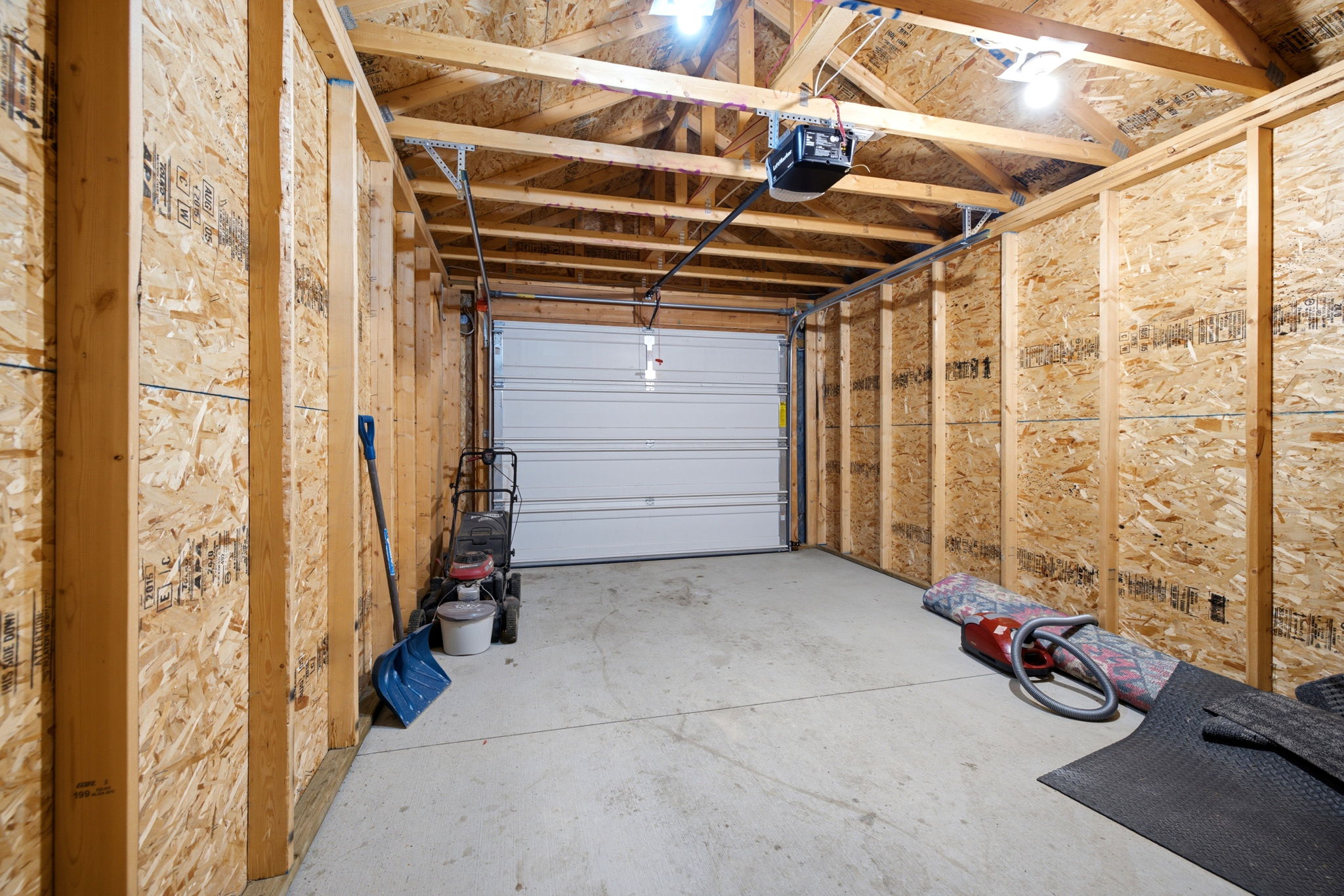 28. 4606 Albulet Dr. - Interior Garage