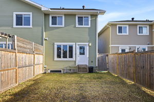 26. 4606 Albulet Dr. - Backyard