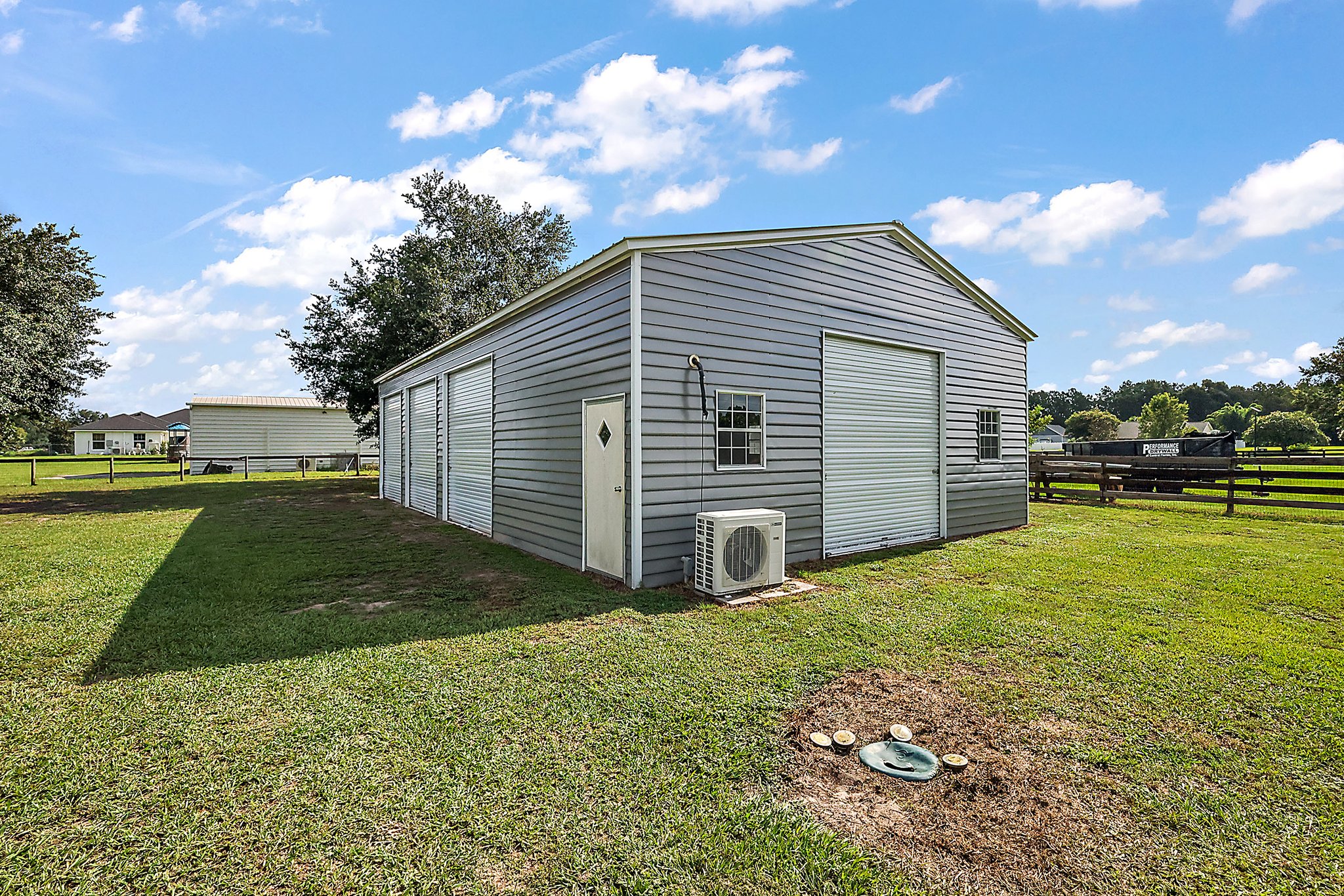 30'x50' Workshop with Four Bay Doors