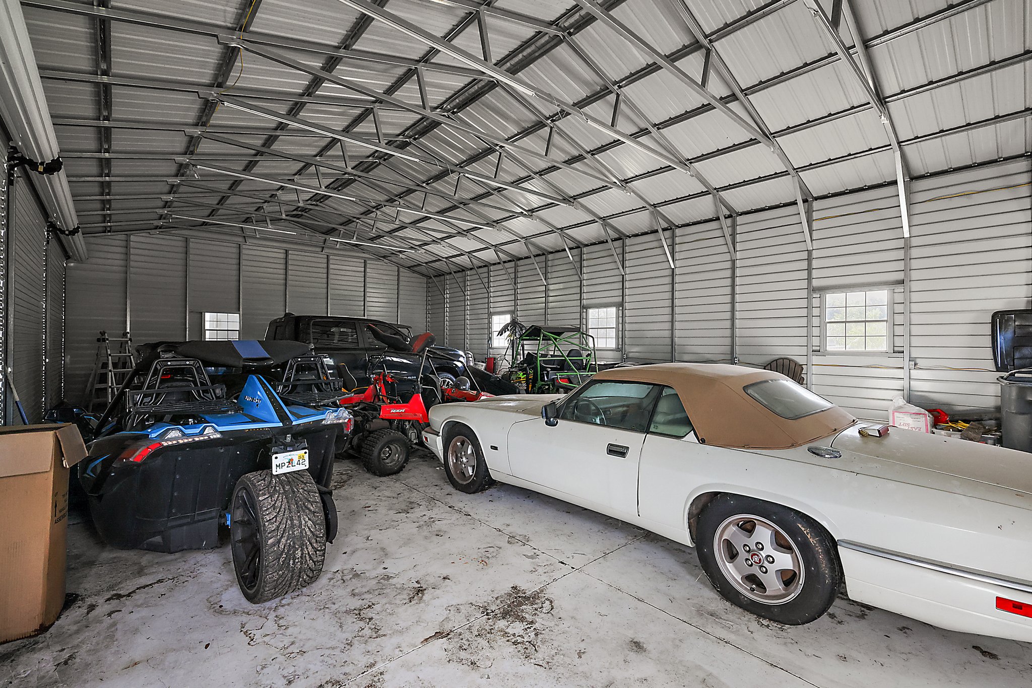 30'x50' Workshop with Four Bay Doors