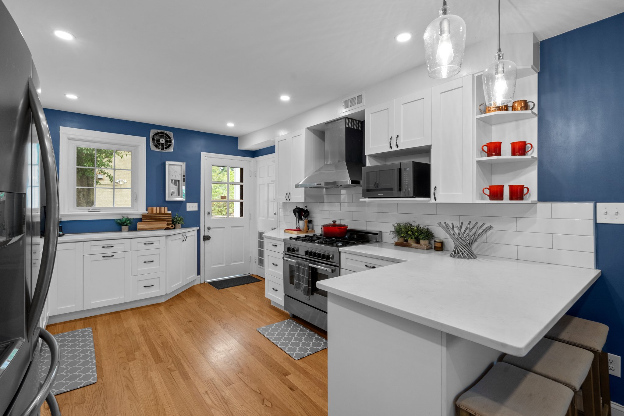 Update Kitchen with Breakfast Bar