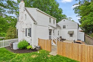 Side Yard/Patio