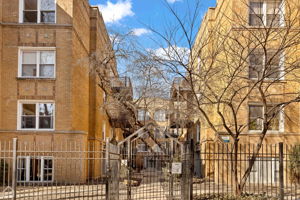4608 N Monticello Ave 3W_001