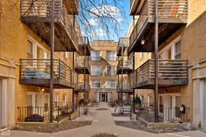 4608 N Monticello Ave 3W_003