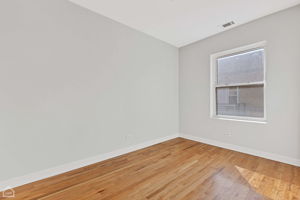 4608 N Monticello Ave 3W_004