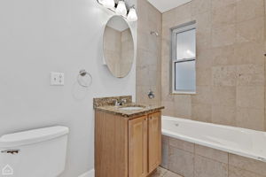 4608 N Monticello Ave 3W_009