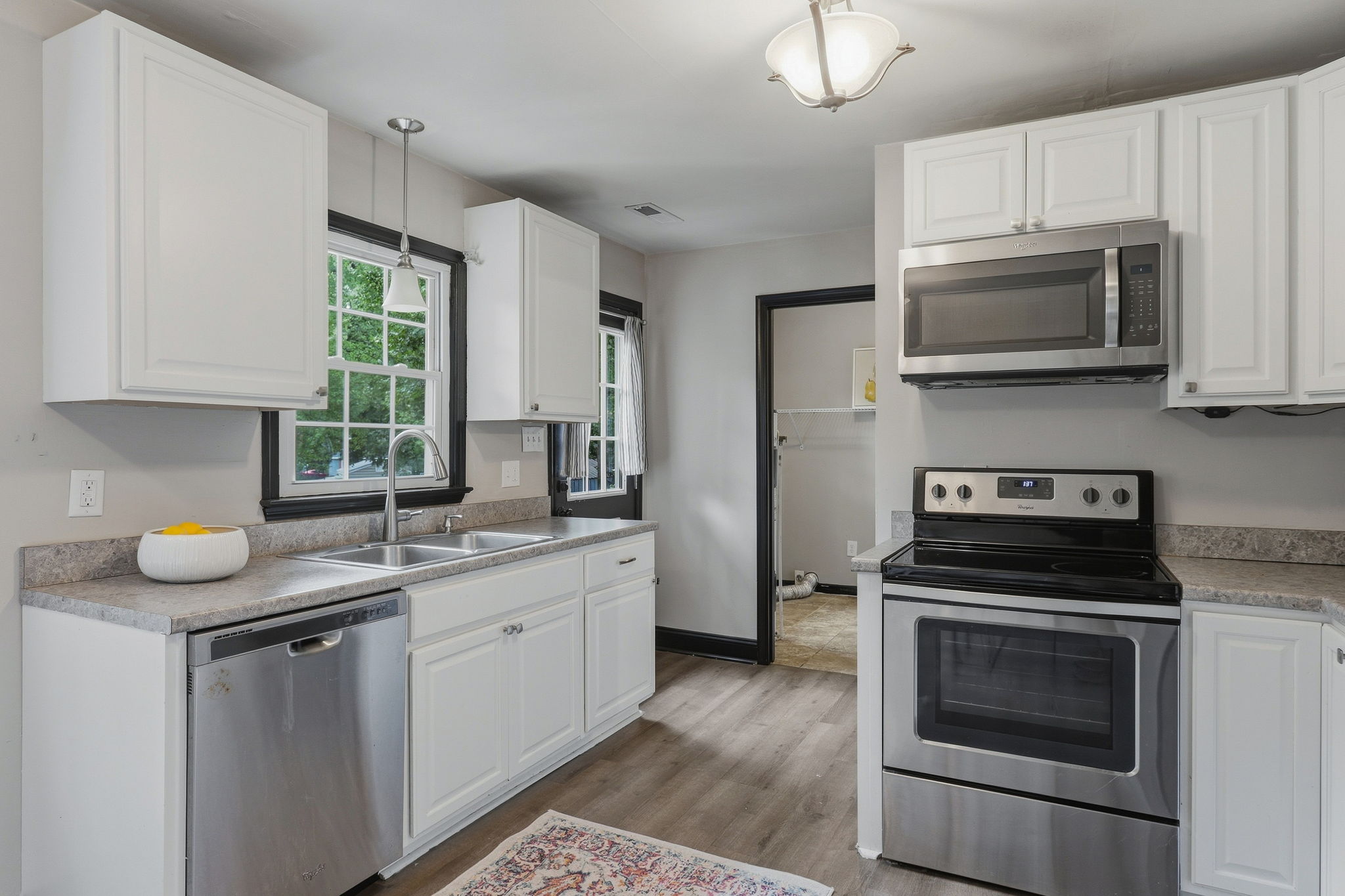 12-Kitchen