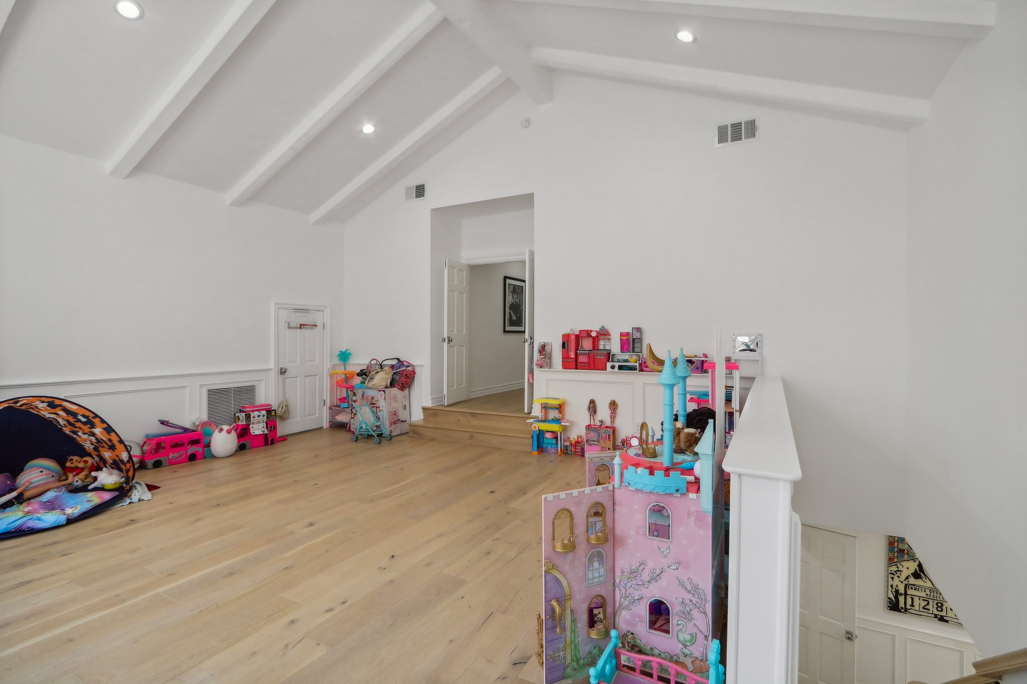 Westchester Dr-078.jpg