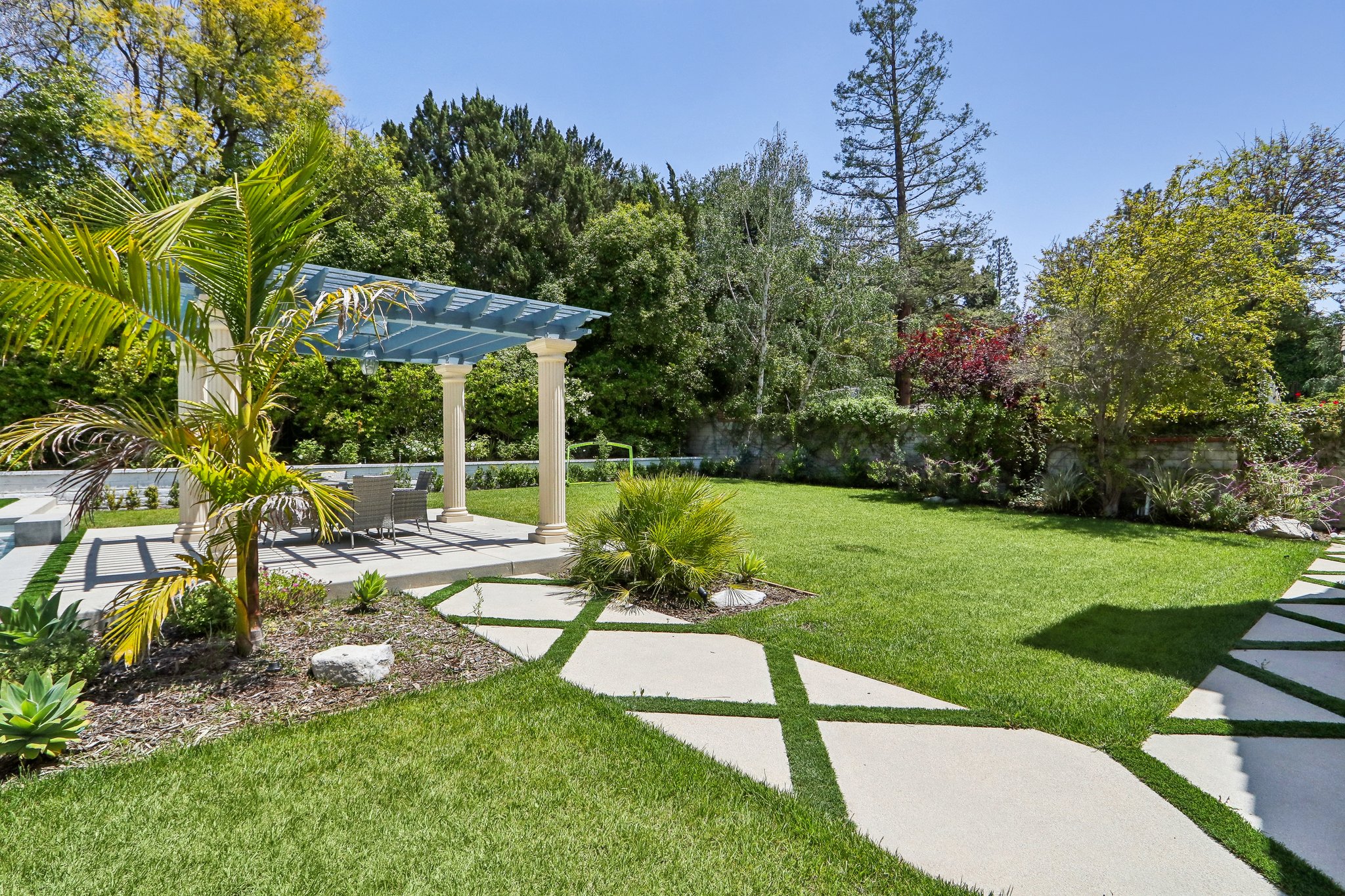 Westchester Dr-087.jpg