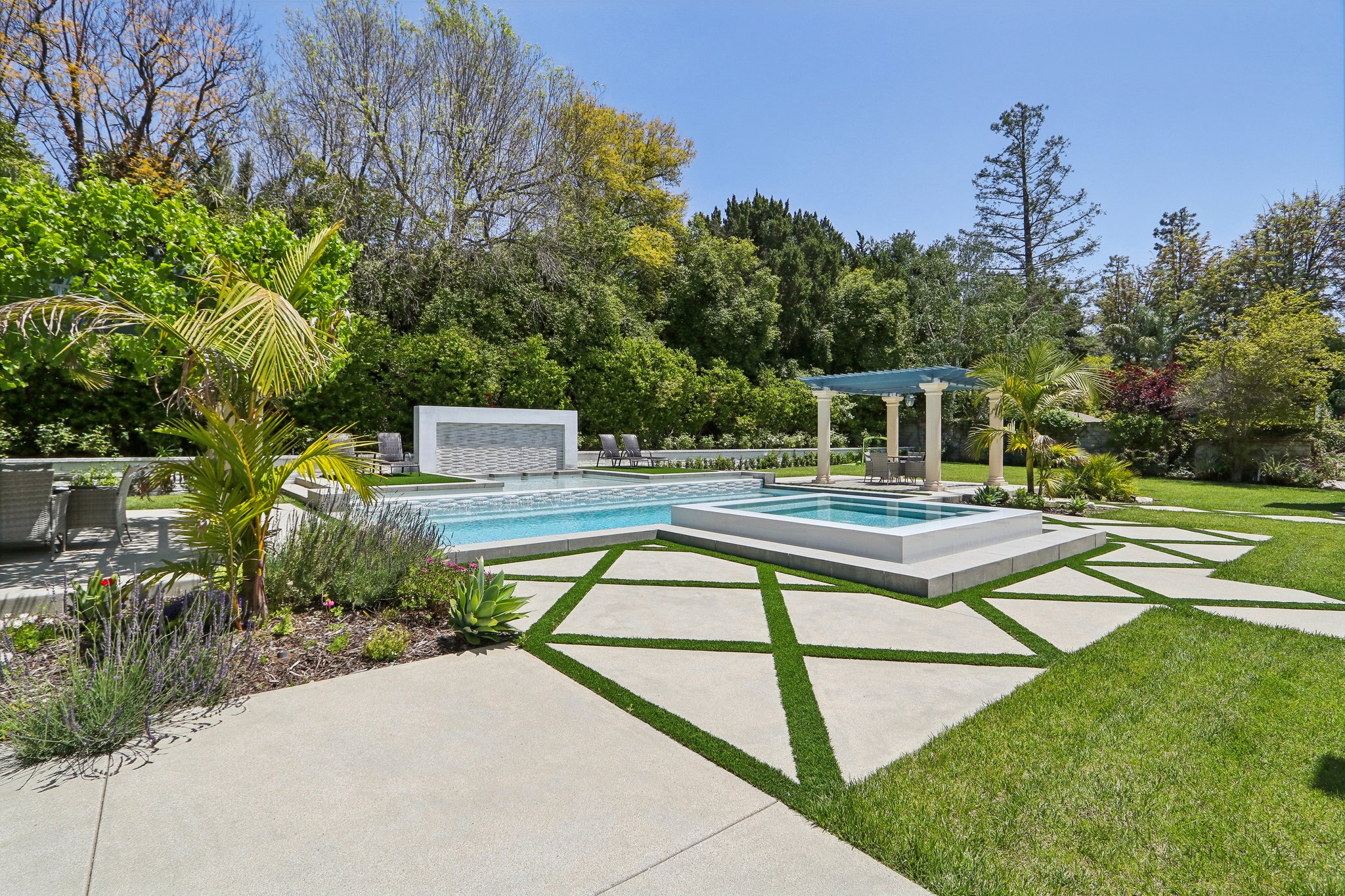 Westchester Dr-091.jpg