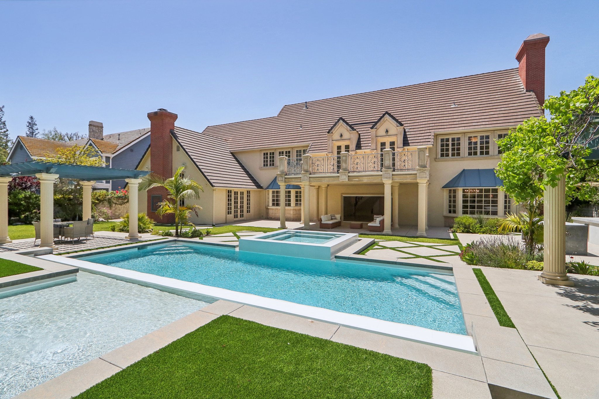 Westchester Dr-095.jpg