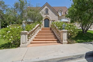 Westchester Dr-001.jpg