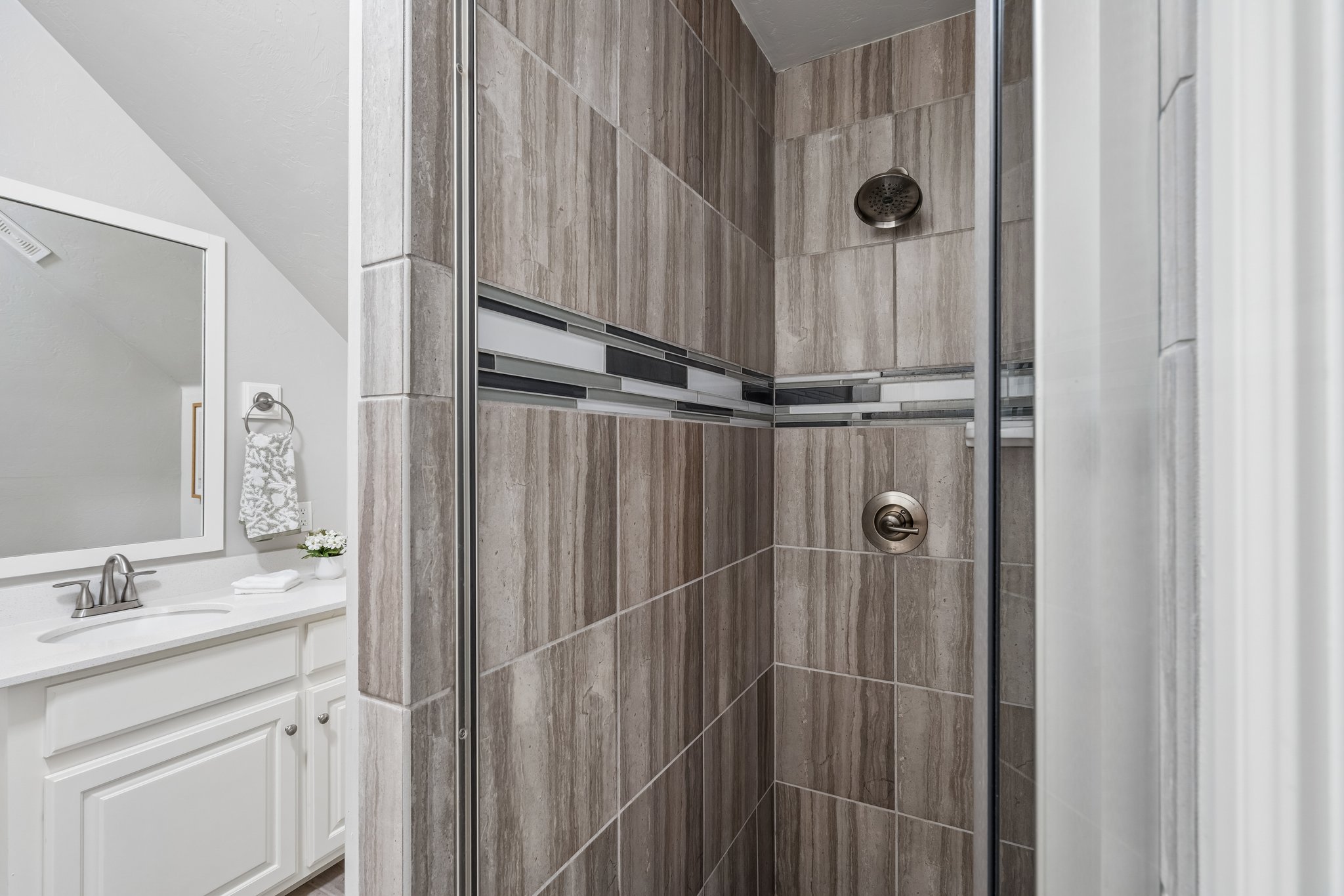 4609 NW 162nd St_049.jpg