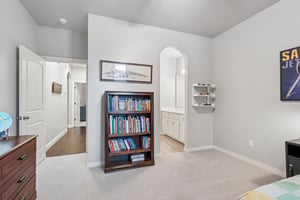 4609 NW 162nd St_037.jpg