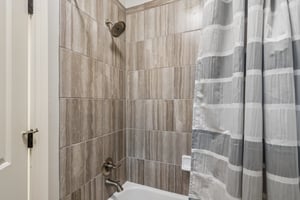 4609 NW 162nd St_046.jpg