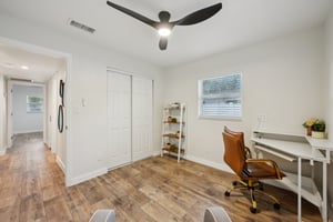 S Lois Ave-3105-034.jpg