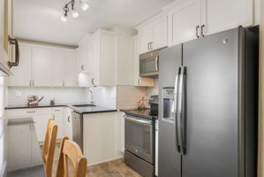 Cypress Pointe Dr -013