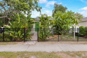 Cypress Pointe Dr -003