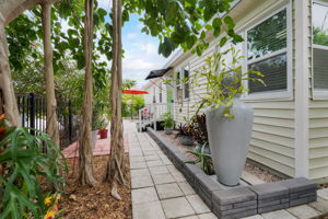 Cypress Pointe Dr -034