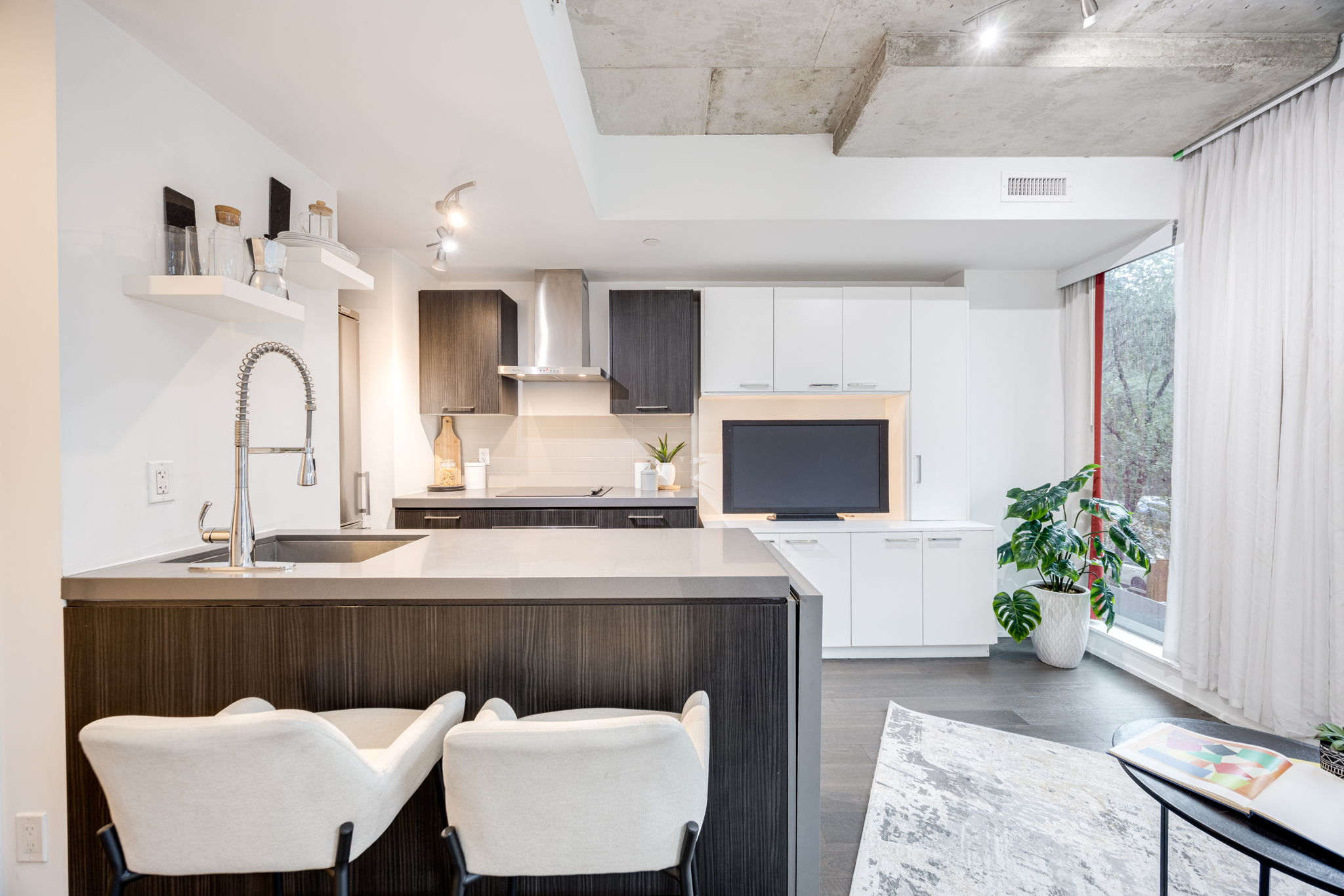 Toronto property showcase — delivered property photograph 6