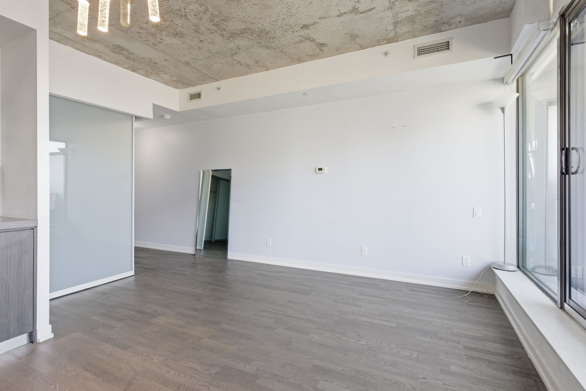 Toronto property showcase — delivered property photograph 8