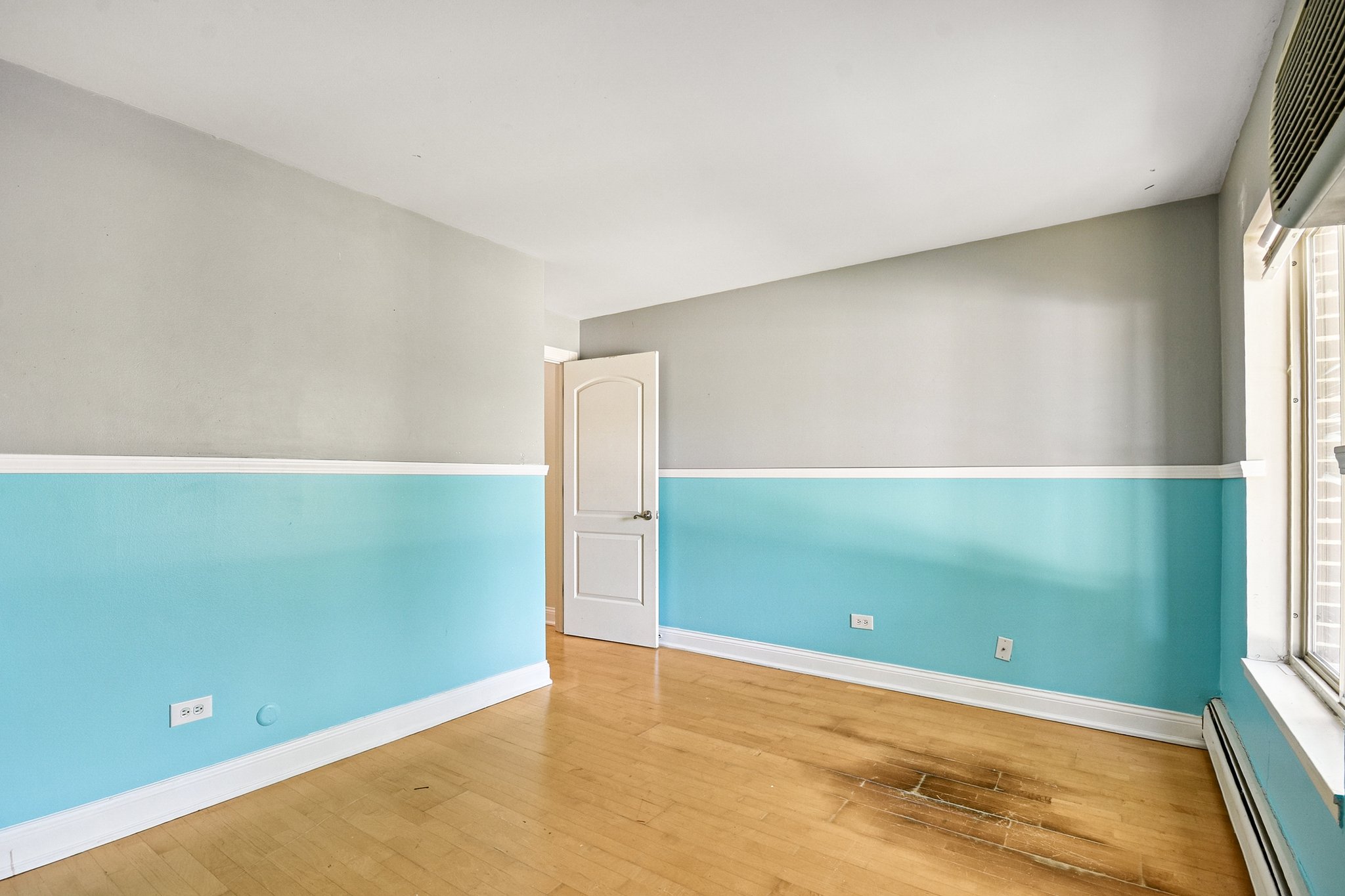 N Jonathan Dr 202-S1909-018.jpg