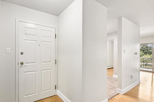 N Jonathan Dr 202-S1909-005.jpg