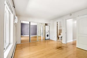 N Jonathan Dr 202-S1909-019.jpg