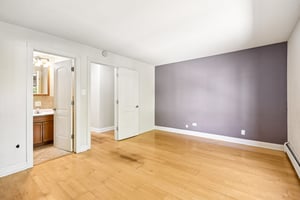 N Jonathan Dr 202-S1909-020.jpg