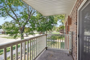 N Jonathan Dr 202-S1909-022.jpg