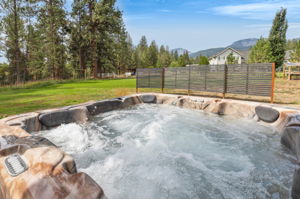 Newer 6 person Dimension Spa