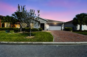 DSC_8240 day to dusk.jpeg