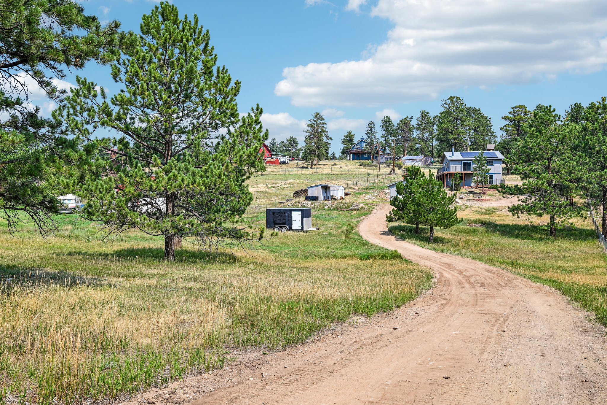 Yellow Pine Dr-S0508-003.jpg