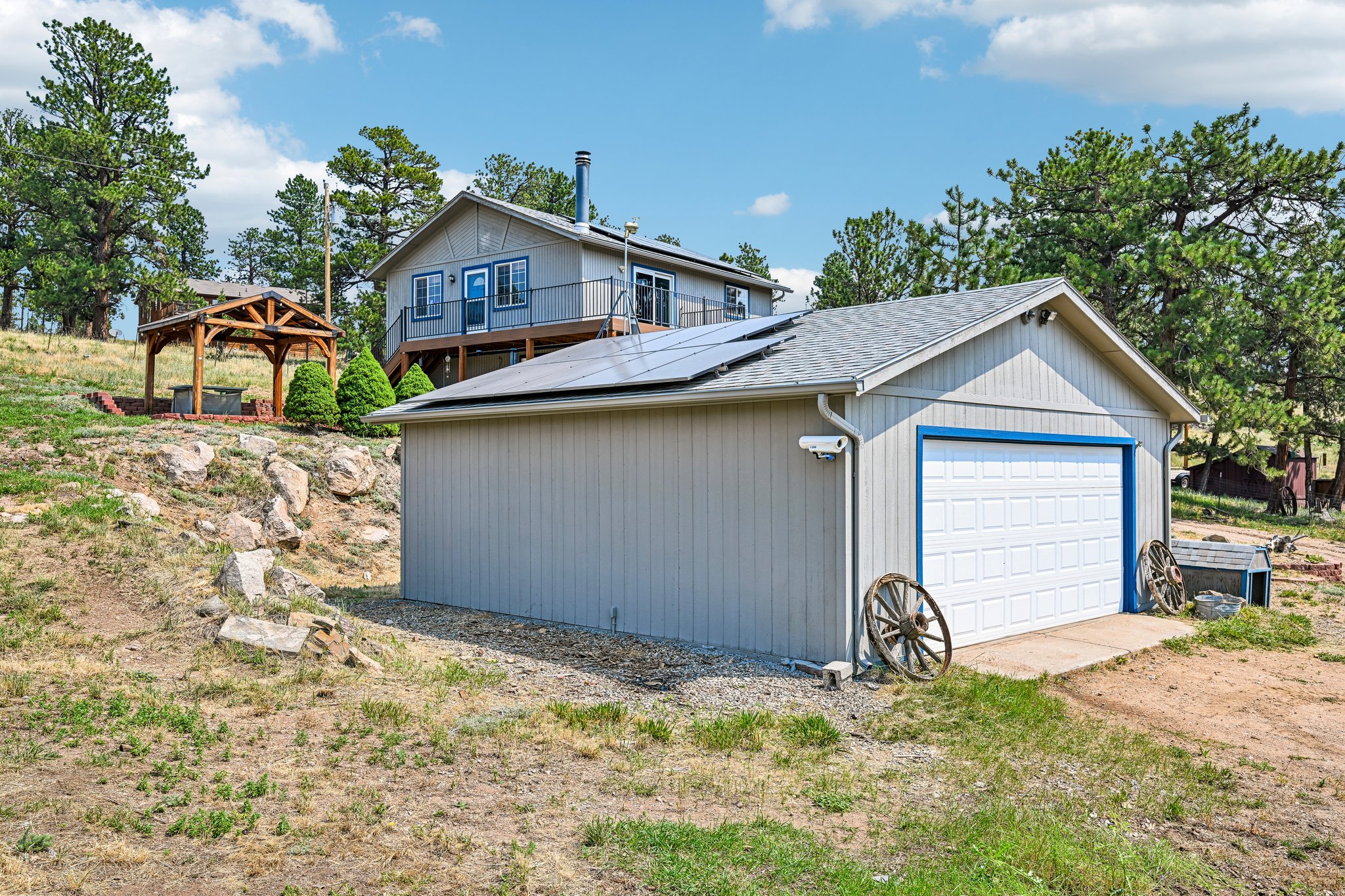 Yellow Pine Dr-S0508-005.jpg