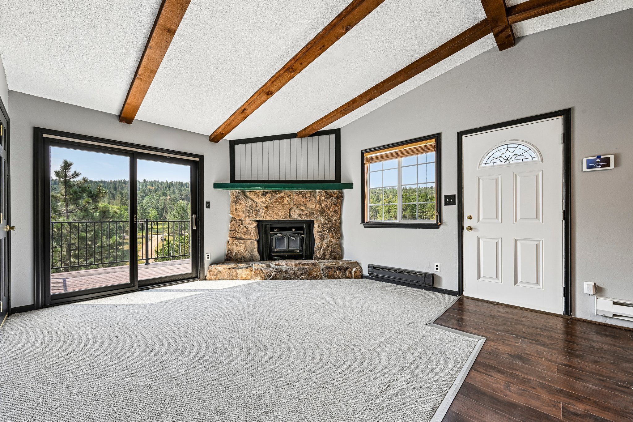 Yellow Pine Dr-S0508-010.jpg