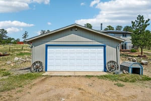 Yellow Pine Dr-S0508-006.jpg