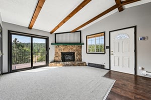 Yellow Pine Dr-S0508-010.jpg