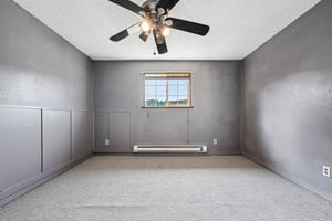 Yellow Pine Dr-S0508-027.jpg