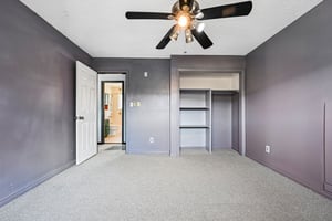 Yellow Pine Dr-S0508-029.jpg