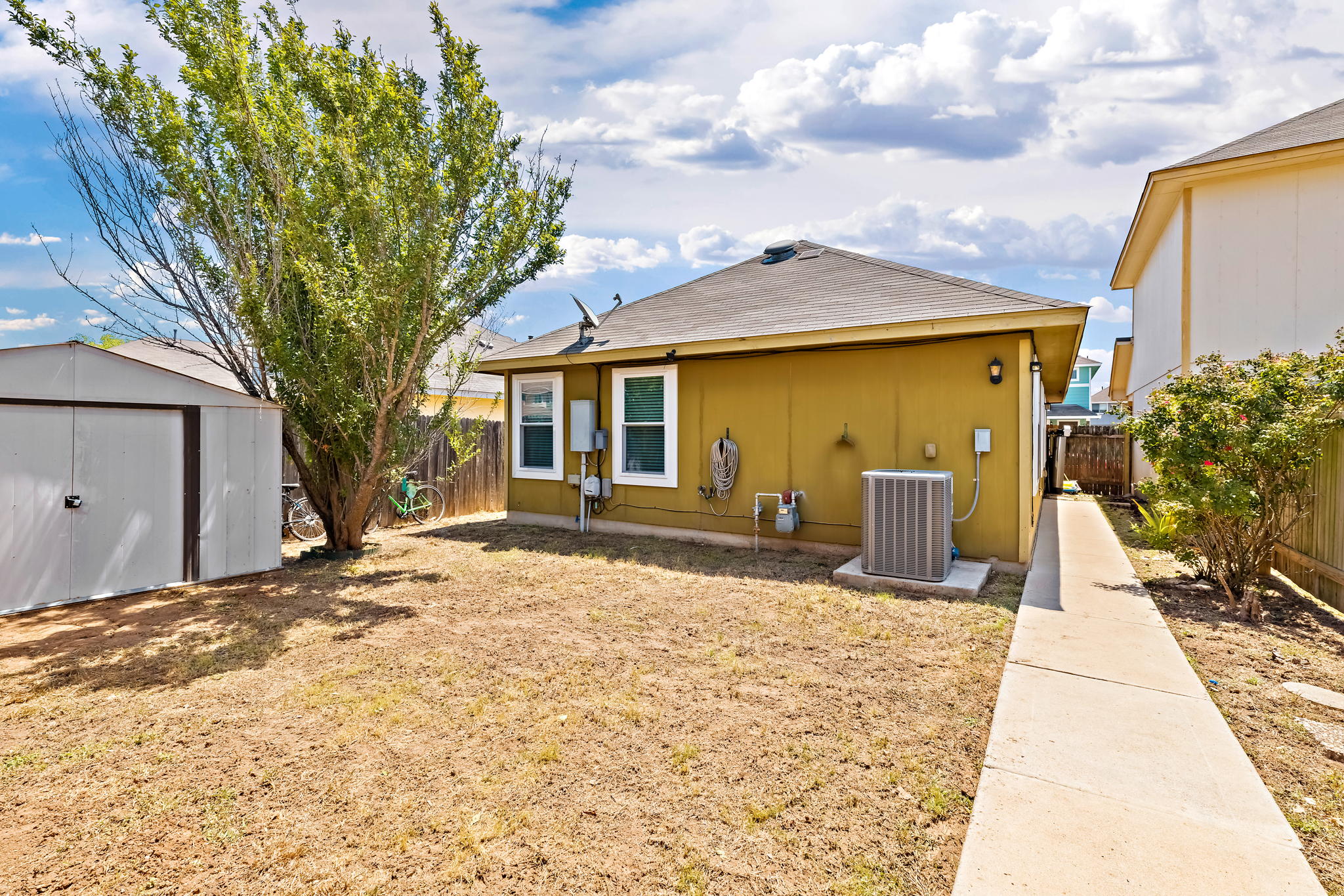 4610 Credo Lane Austin TX 78725 MrHevia Media 4610-credo-lane-austin-tx-78725-mrhevia-media